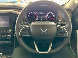 2025 Mahindra Scorpio Z8L 4X4 Napoli Black