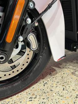 2025 Harley-Davidson Heritage Classic 117 (FLHC) Softail White