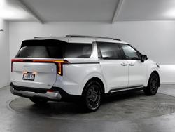 2024 Kia
Carnival GT-Line HEV