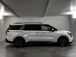 2024 Kia
Carnival GT-Line HEV