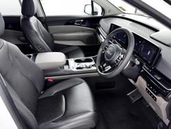 2024 Kia
Carnival GT-Line HEV