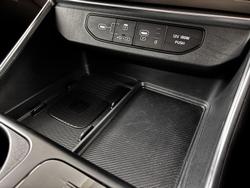 2024 Kia
Carnival GT-Line HEV