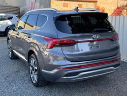 2023 Hyundai
                Santa Fe Highlander