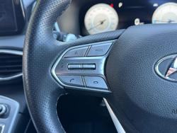 2023 Hyundai
                Santa Fe Highlander