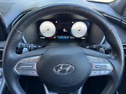 2023 Hyundai
                Santa Fe Highlander