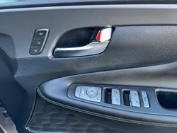 2023 Hyundai
                Santa Fe Highlander