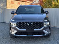 2023 Hyundai
                Santa Fe Highlander