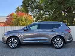 2023 Hyundai
                Santa Fe Highlander