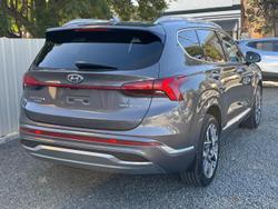 2023 Hyundai
                Santa Fe Highlander