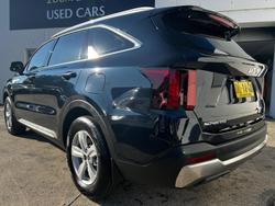 2023 Kia
Sorento S