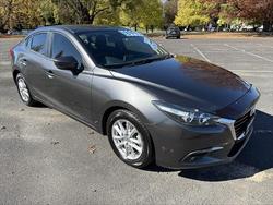 2018 Mazda
3 Maxx Sport