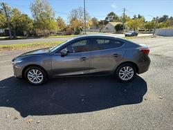 2018 Mazda
3 Maxx Sport