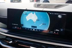 2024 BMW
                X5 M60i