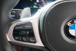 2024 BMW
                X5 M60i