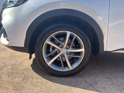 2022 MG HS Plus EV Essence