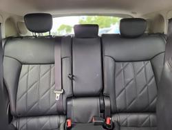 2019 INFINITI
                QX70 GT
