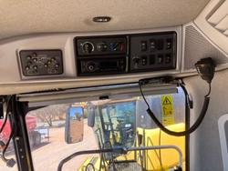2016 New Holland Cr9.90