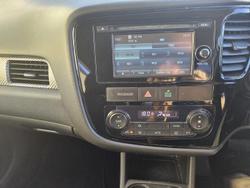 2016 Mitsubishi Outlander LS ZK MY16 4X4 On Demand Cool Silver