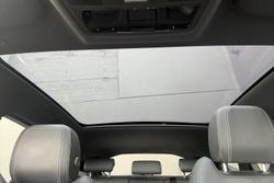 2024 Jaguar E-PACE P250 R-Dynamic SE