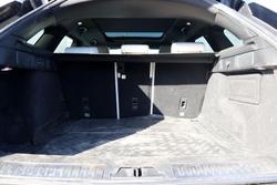 2018 Land Rover
Range Rover Velar D300 R-Dynamic SE