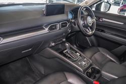 2022 Mazda
CX-5 G25 Maxx Sport