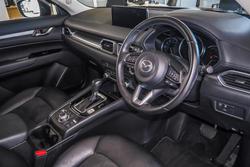 2022 Mazda
CX-5 G25 Maxx Sport