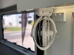 2025 Royal Flair Razor Xt