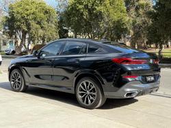 2022 BMW X6 xDrive40i M Sport G06 4X4 Constant Black Sapphire