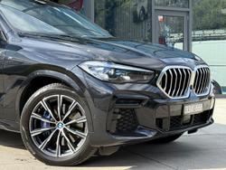 2022 BMW X6 xDrive40i M Sport G06 4X4 Constant Black Sapphire