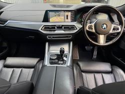 2022 BMW X6 xDrive40i M Sport G06 4X4 Constant Black Sapphire