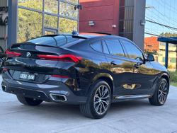 2022 BMW X6 xDrive40i M Sport G06 4X4 Constant Black Sapphire