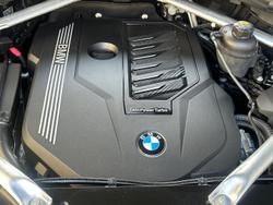 2022 BMW X6 xDrive40i M Sport G06 4X4 Constant Black Sapphire