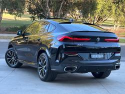 2022 BMW X6 xDrive40i M Sport G06 4X4 Constant Black Sapphire