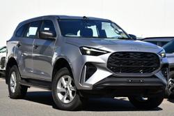 2025 Isuzu
MU-X LS-M