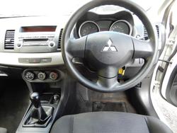 2010 Mitsubishi Lancer ES CJ MY11 White