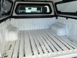 2015 Toyota
Hilux SR