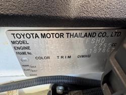 2015 Toyota
Hilux SR