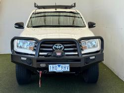 2015 Toyota
Hilux SR
