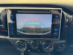 2015 Toyota
Hilux SR