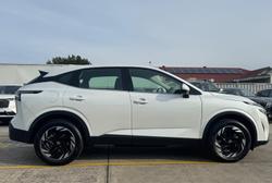 2025 Nissan QASHQAI ST-L