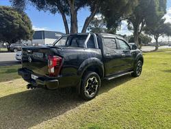 2024 Nissan
D23 ST-X