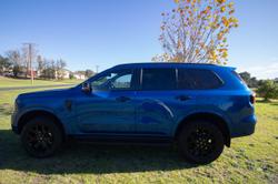 2022 Ford
Everest Sport