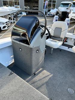 2024 QUINTREX 450 Top Ender Pro