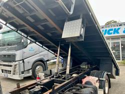 2000 Isuzu Frr500a Tipping Tray Ideal Farm Unit See Spec $45000+Gst IZUZU FRR 500-175 SITEC WHITE