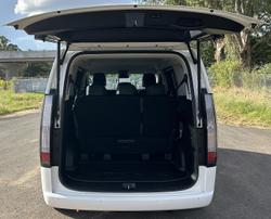 2024 Hyundai
STARIA Elite