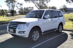 2019 Mitsubishi
                Pajero GLS