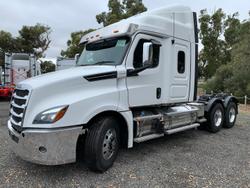 2024 Freightliner Cascadia 126 White