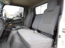 2019 ISUZU NPR 45-155 WHITE
