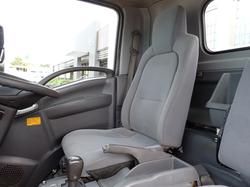 2019 ISUZU NPR 45-155 WHITE