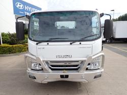 2019 ISUZU NPR 45-155 WHITE